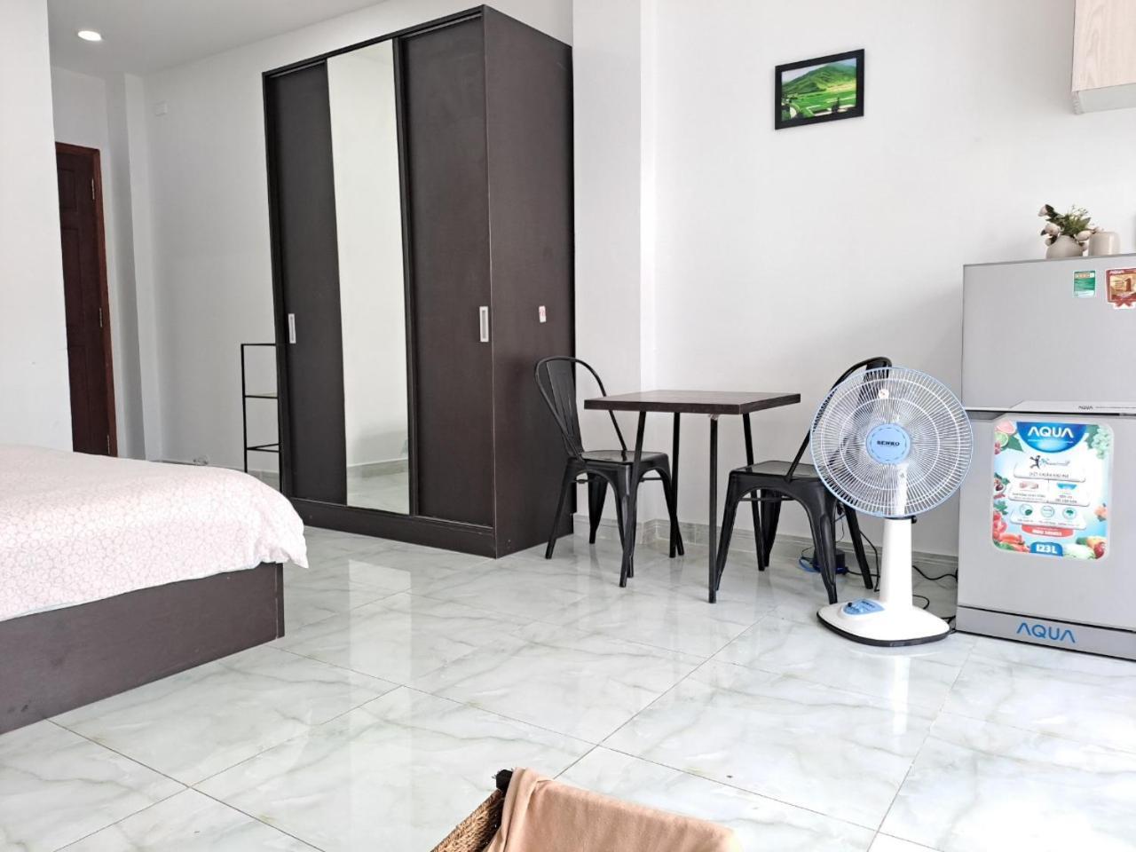 Cozy At Ba Trung St., Dist 3 Near Tan Dinh Market * Cidade de Ho Chi Minh